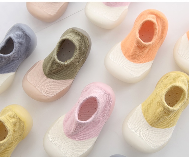 Baby Shoe Socks with Rubber Sole Baby Shoe Socks with Rubber Sole