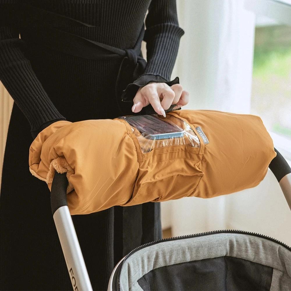 Baby Stroller Gloves Waterproof Warm Winter Antifreeze Mittens With Tissue Phone Bag Transparent Can Be Touch Screen Baby Stroller Gloves Waterproof Warm Winter Antifreeze Mittens With Tissue Phone Bag Transparent Can Be Touch Screen