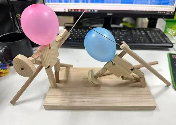 Balloon Bamboo Man Battle Wooden Fighter with Inflatable Head Fast-Paced Balloon Fight Wooden Bots Battle Game for 2