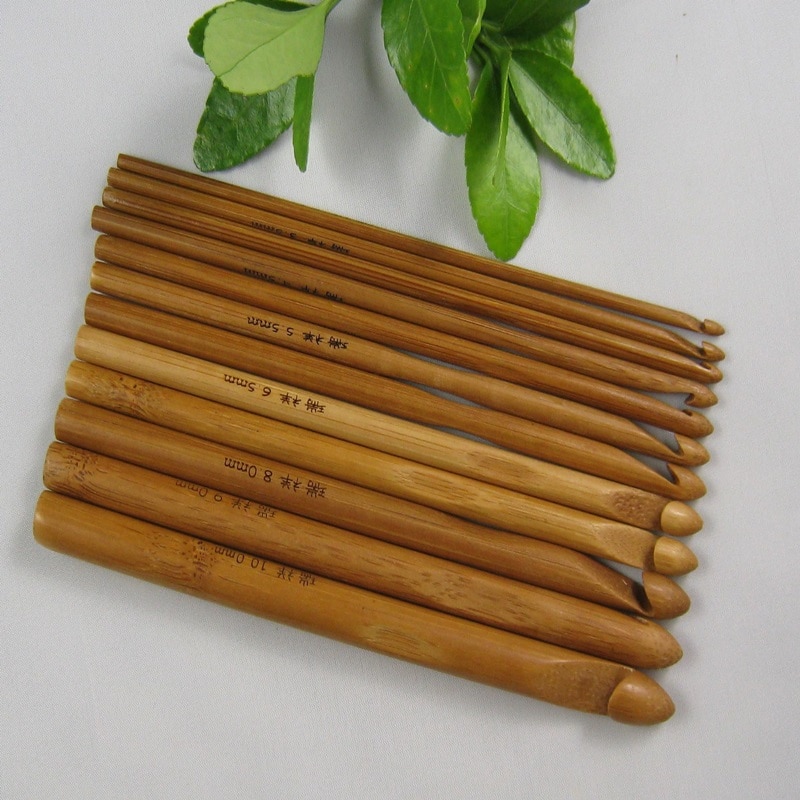 Bamboo Wooden Crochet Hooks Set (12 Pcs)