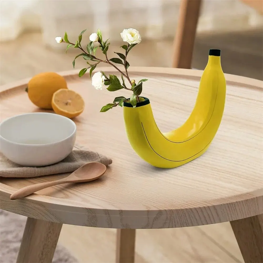 Banana Vase Resin Flower Vase Cute Banana Shape Tabletop Decorative Vase for Flowers Arrangement Living Room Bedroom