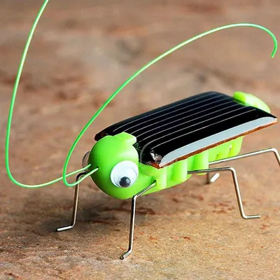 Battery Free Solar Bug Grasshopper Toy Battery Free Solar Bug Grasshopper Toy