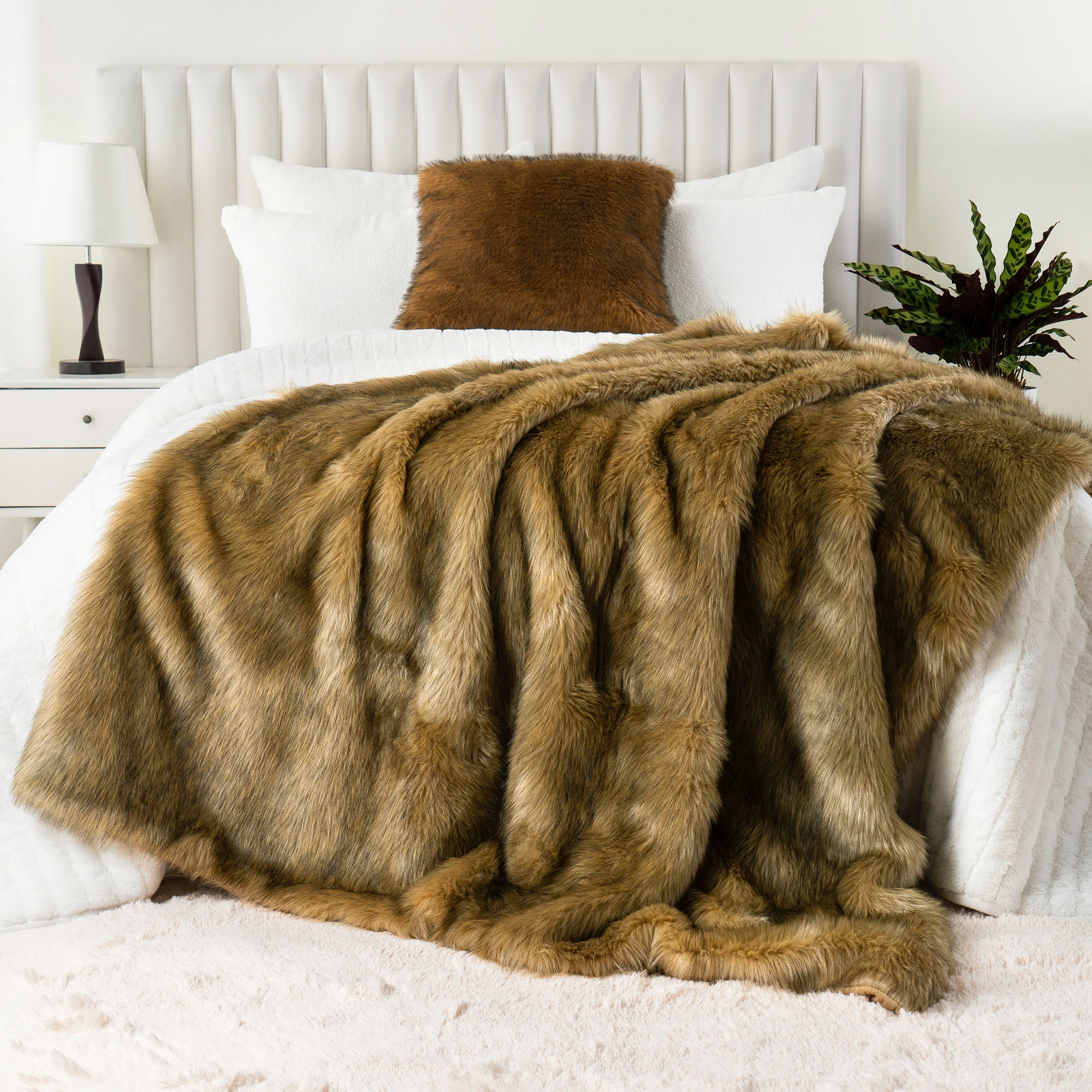 Battilo Faux Fur Throw Blanket Luxury Decorative Sofa Blankets Thick Warm Fur Blanket Soft Fluffy Plaid Throws For Bed Battilo Faux Fur Throw Blanket Luxury Decorative Sofa Blankets Thick Warm Fur Blanket Soft Fluffy Plaid Throws For Bed