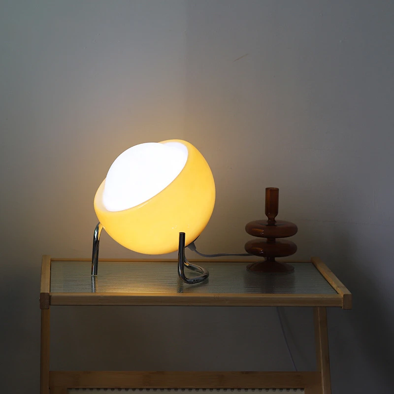 Bauhaus Medieval Indoor Table Lamp Bedroom Bedside Living Room Glass Creative Decoration Desk Lamp Nordic LED Retro