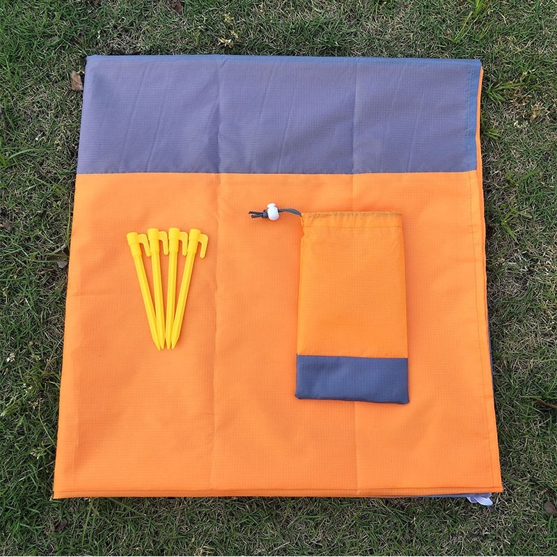 Big Waterproof and Sandproof Portable Beach Mat Big Waterproof and Sandproof Portable Beach Mat