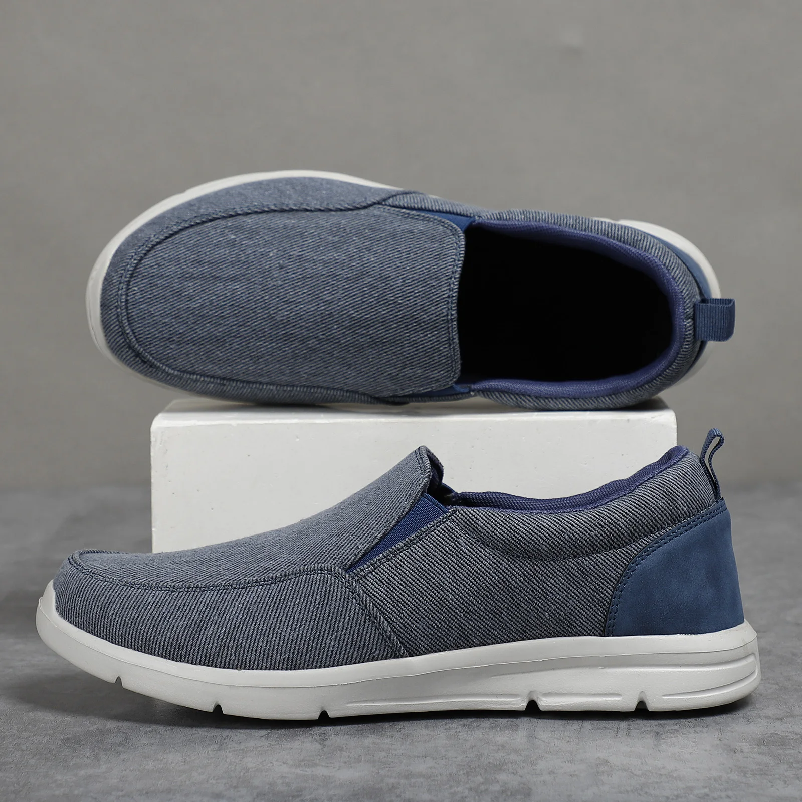 Breathable Men's Canvas Shoes Breathable Men's Canvas Shoes