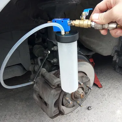 Car Hydraulic Brake Fluid Oil Change Tool Universal Car Brake Fluid Replacement Tool Oil Bleeder Empty Exchange Drained