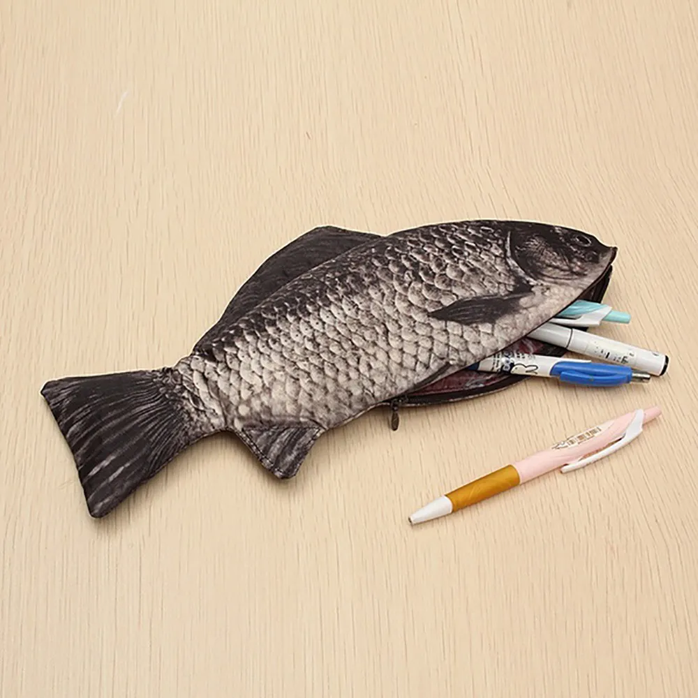 Carp Pen Bag Realistic Fish Shape Make-up Pouch Pen Pencil Case With Zipper Makeup Pouch Casual Gift Toiletry Wash