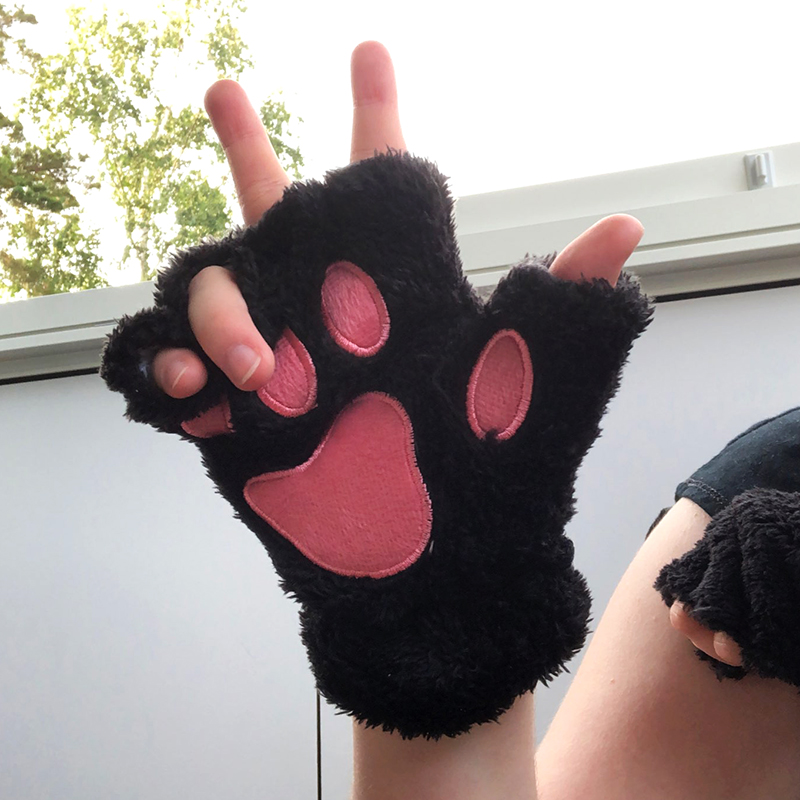 Cat Paw Fingerless Gloves