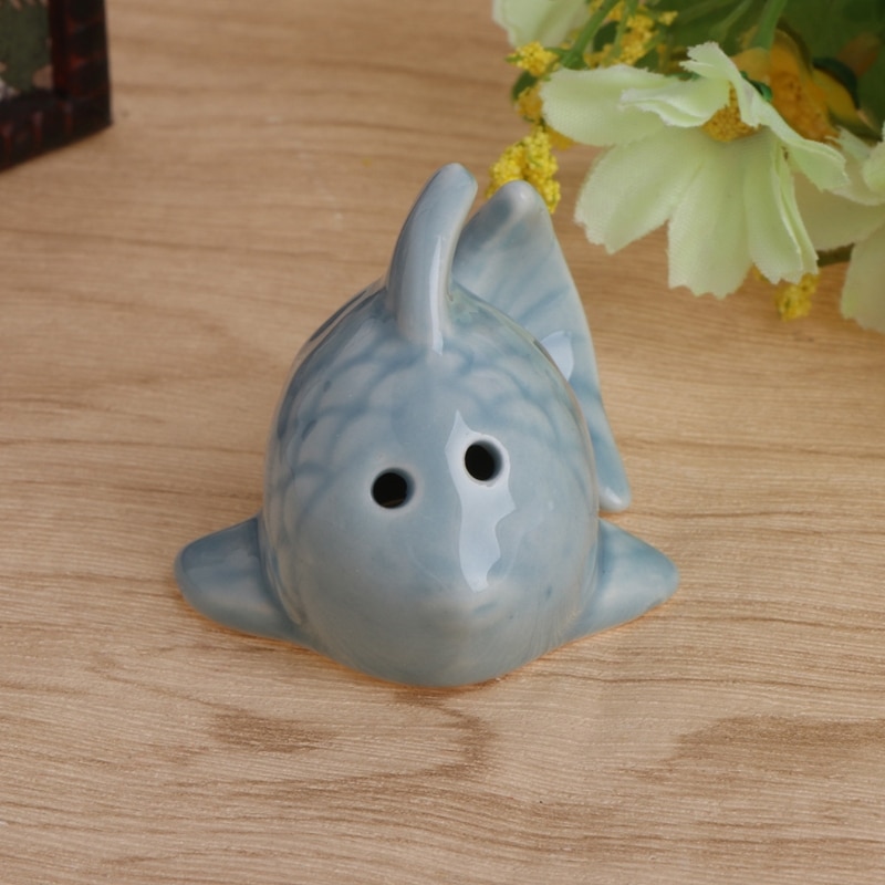 Ceramic Fish Salt And Pepper Shakers (2 pcs) Ceramic Fish Salt And Pepper Shakers (2 pcs)