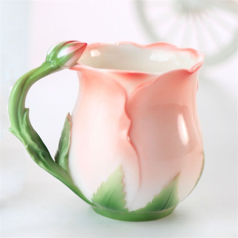 Ceramic Flower Shaped Mug with Spoon Ceramic Flower Shaped Mug with Spoon