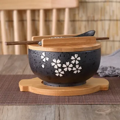 Ceramic Ramen Bowl with Chopsticks and Spoon Ceramic Ramen Bowl with Chopsticks and Spoon