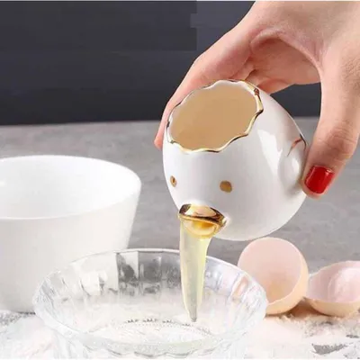Ceramic Vomiting Chicken Egg Separator