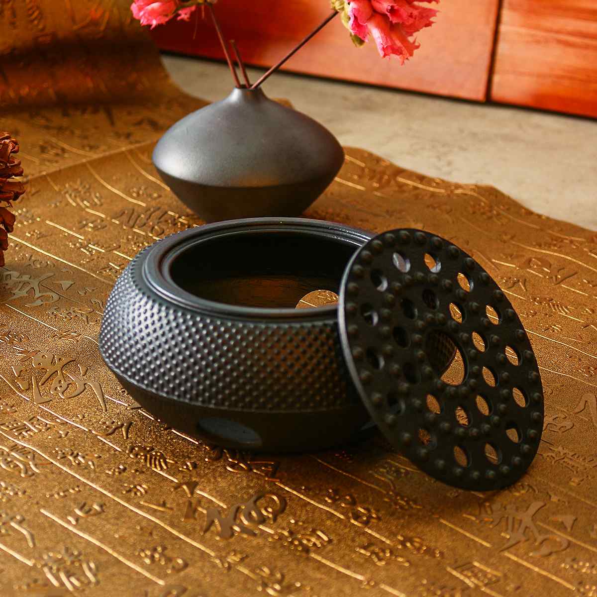 Charcoal Cast Iron Teapot Warmer