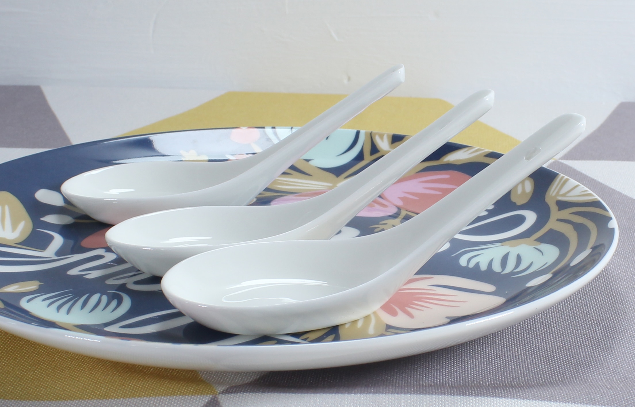 Chinese Soup Spoons 6PC Set Chinese Soup Spoons 6PC Set