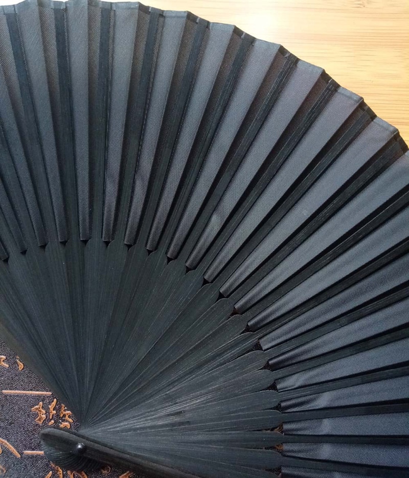 Chinese Style Black Vintage Hand Fan Folding Fans Dance Wedding Party Favor Chinese Dance Party Folding Fans Chinese Style Black Vintage Hand Fan Folding Fans Dance Wedding Party Favor Chinese Dance Party Folding Fans