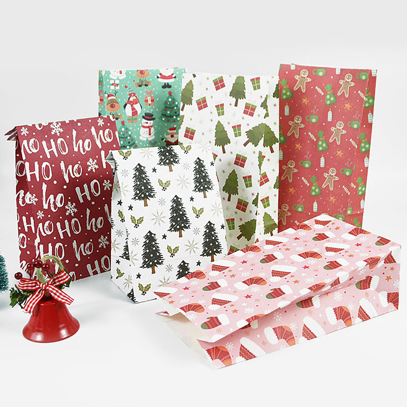 Christmas Kraft Gift Bags (10 pcs)