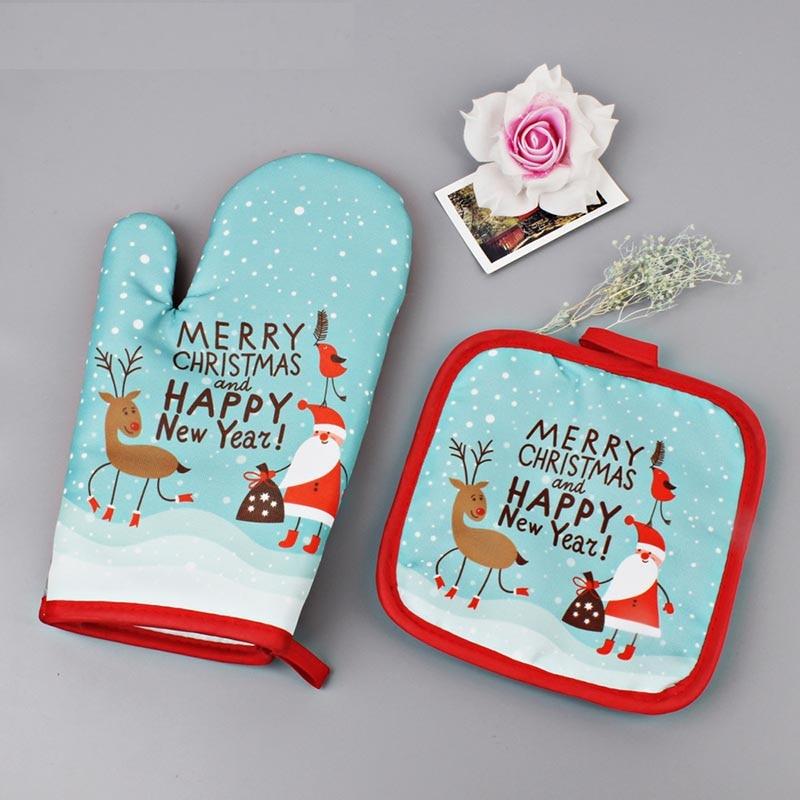 Christmas Oven Mitt and Pot Holder Set Christmas Oven Mitt and Pot Holder Set
