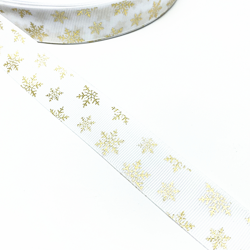 Christmas Snowflake Ribbon (5 Yards) Christmas Snowflake Ribbon (5 Yards)
