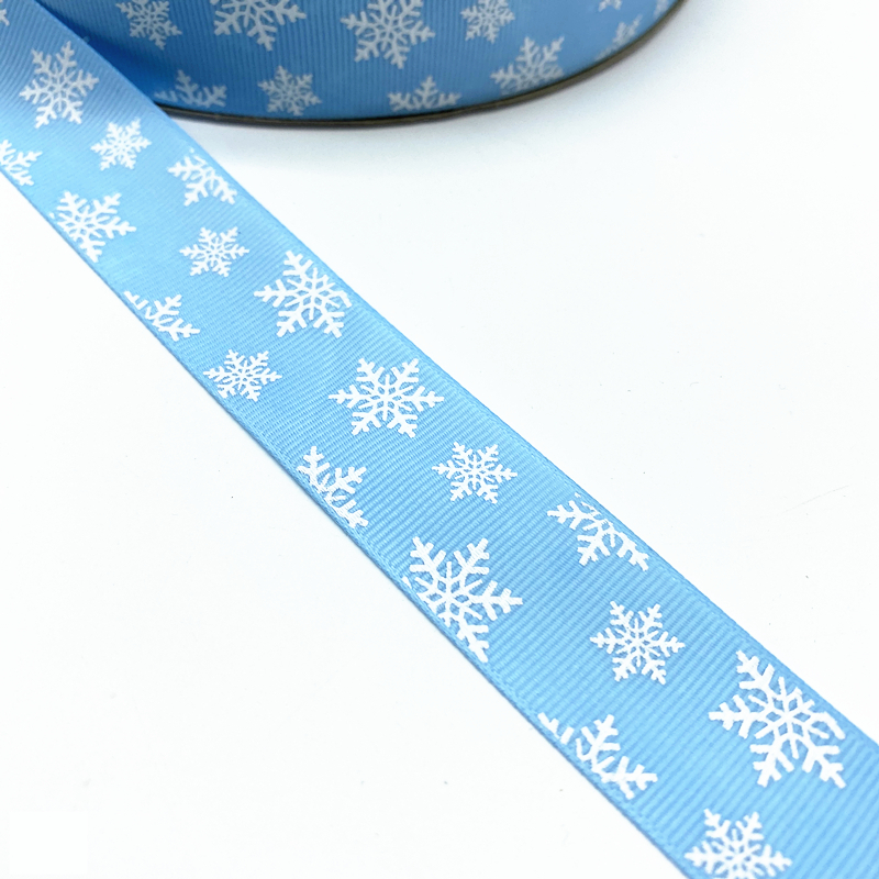 Christmas Snowflake Ribbon (5 Yards) Christmas Snowflake Ribbon (5 Yards)