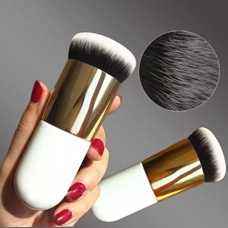 Chubby Pier Foundation Brush Flat Cream Makeup Brush Professional Cosmetic Brush