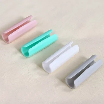 Clamp Bed Sheet Holder Clips (12pcs) Clamp Bed Sheet Holder Clips (12pcs)