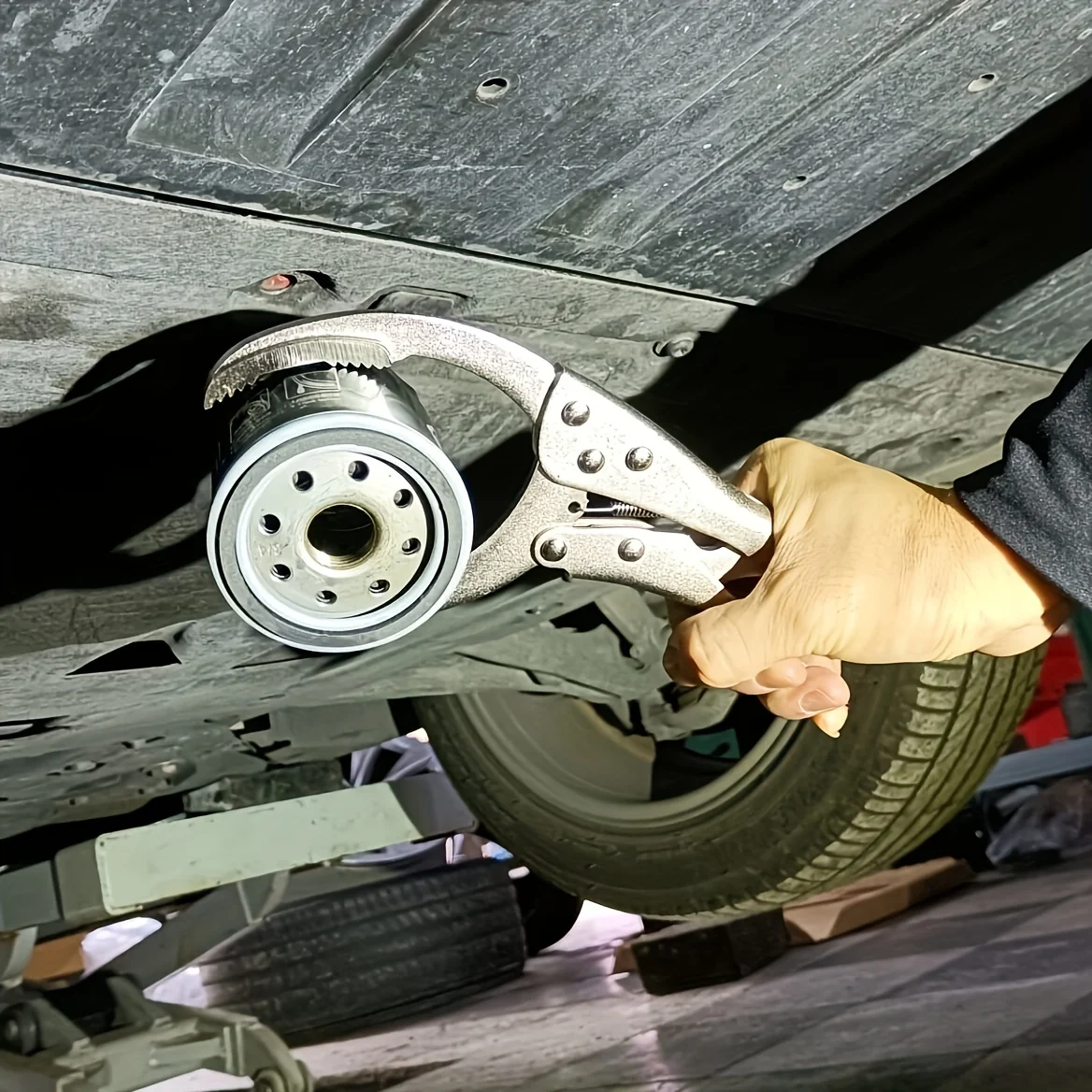 Clamp Filter Wrench Oil Grid Wrench Oil Change Adjustable Multi-Function Engine Oil Filter Wrench Car Disassembly Tool