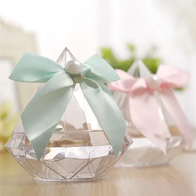 Clear Plastic Diamond Shape Box
