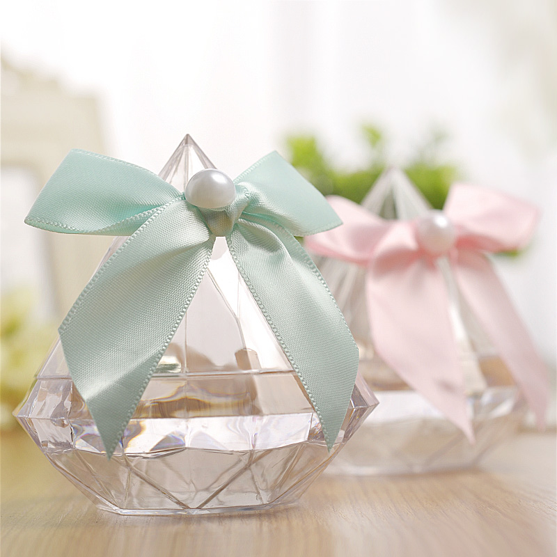 Clear Plastic Diamond Shape Box