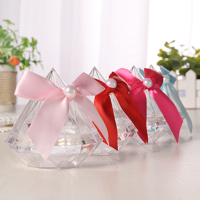 Clear Plastic Diamond Shape Box