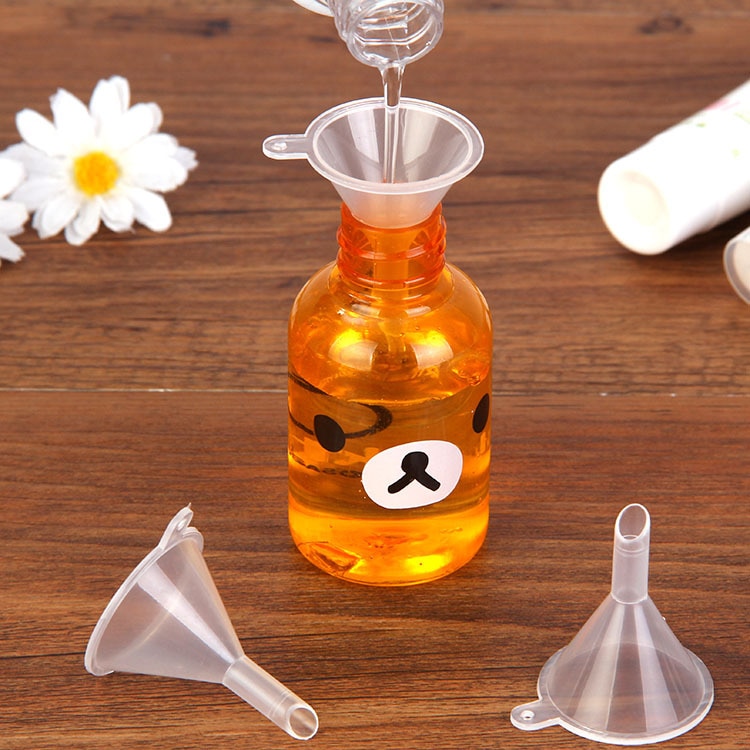 Clear Plastic Perfume Funnels (10pcs)