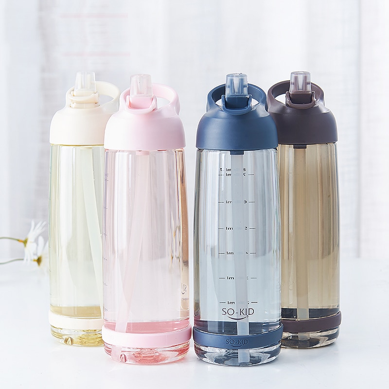 Clear Sipper Bottle with Straw