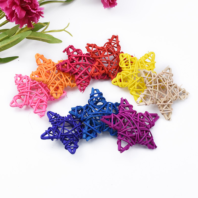 Colored Natural Rattan Stars (10pcs)