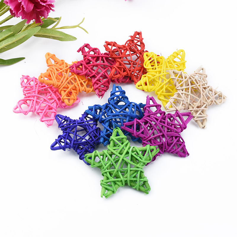 Colored Natural Rattan Stars (10pcs)