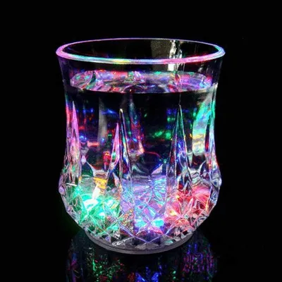Colorful LED Light Up Pineapple Cup Flashing Glowing Water Cup For Bar Nightclub
