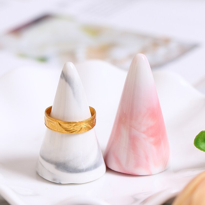 Cone Shaped Ceramic Ring Holder Cone Shaped Ceramic Ring Holder