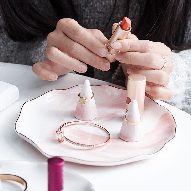 Cone Shaped Ceramic Ring Holder Cone Shaped Ceramic Ring Holder