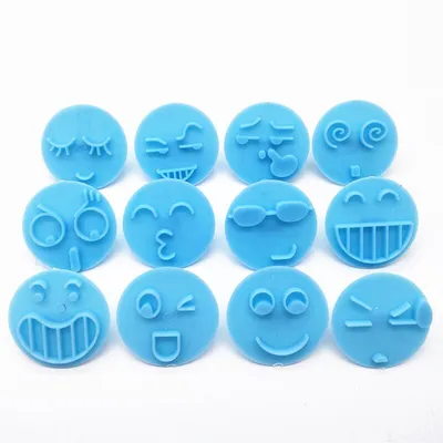 Cookie Embossers Smiley Molds (13pcs) Cookie Embossers Smiley Molds (13pcs)