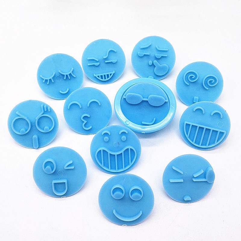 Cookie Embossers Smiley Molds (13pcs) Cookie Embossers Smiley Molds (13pcs)