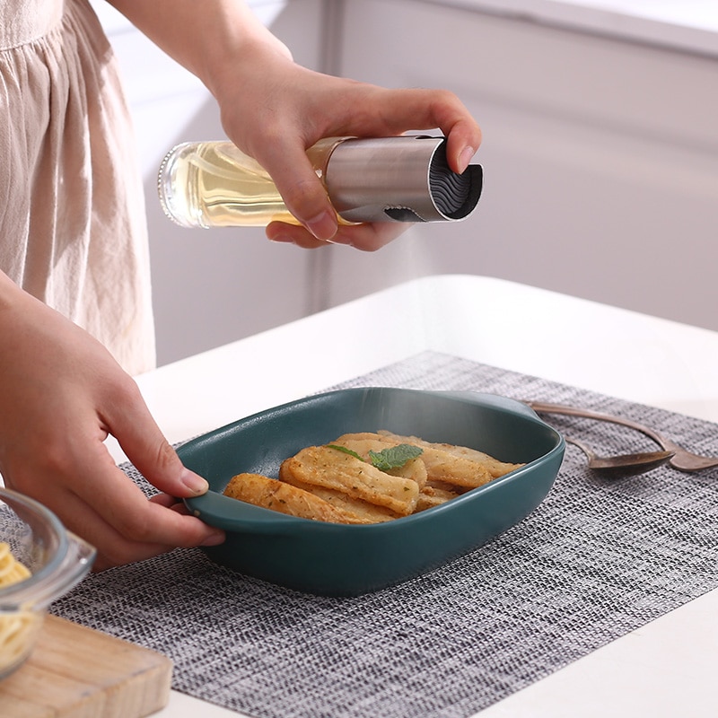 Cooking Oil Spray Bottle Kitchen and Grilling Tool