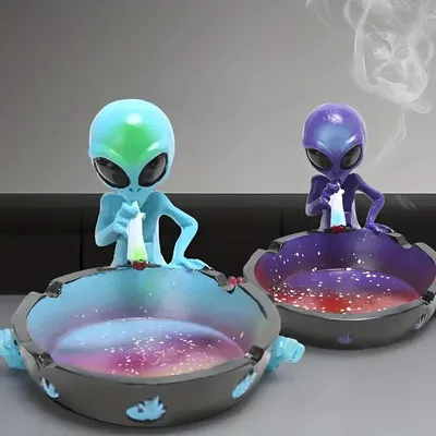 Cool Design Alien Ashtray Cool Design Alien Ashtray