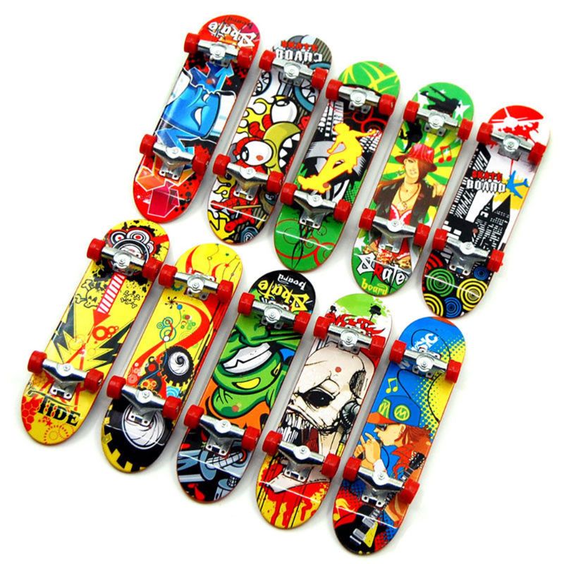 Cool Designs Mini Finger Skateboards (2Pcs) Cool Designs Mini Finger Skateboards (2Pcs)