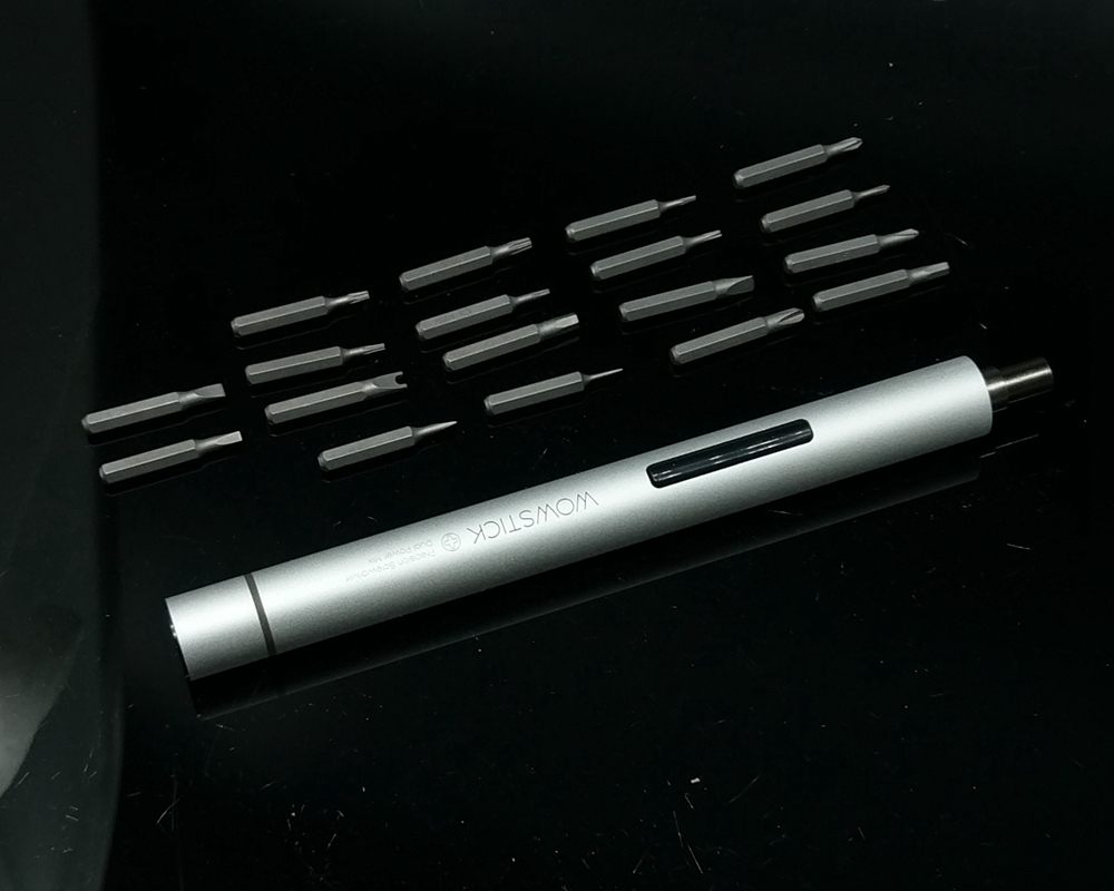 Cordless Electric Mini Screwdrover Tool Set