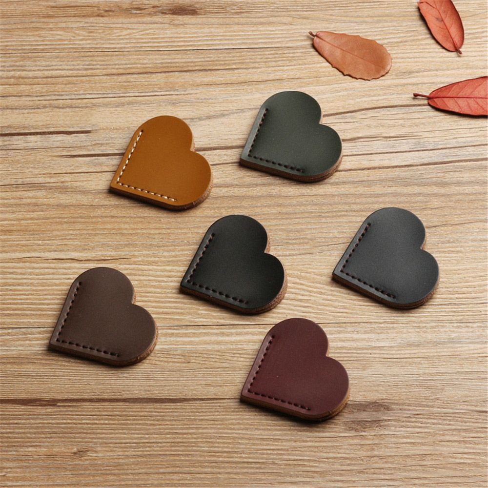Corner Bookmarks Leather Hearts (2pcs)