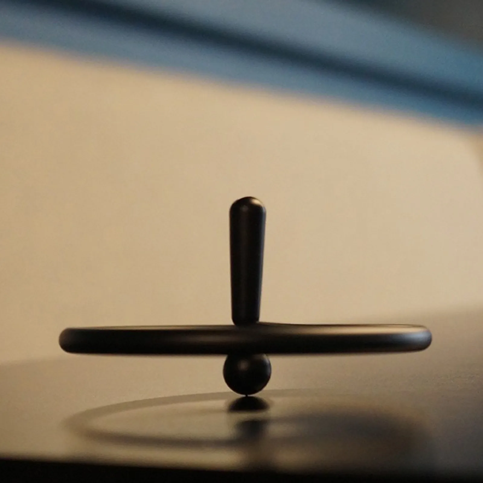 Creative Stress Relief Hovering Exclamation Point Gyroscope Decompression Toys Children's Educational Desktop Fingertip Creative Stress Relief Hovering Exclamation Point Gyroscope Decompression Toys Children's Educational Desktop Fingertip