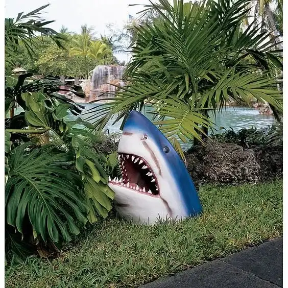 Creative White Shark Garden Art Statue Resin Lifelike White Shark Head Crocodile Sculpture Wall Hanging Home Yard Creative White Shark Garden Art Statue Resin Lifelike White Shark Head Crocodile Sculpture Wall Hanging Home Yard