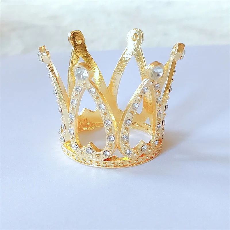 Crystal Studded Mini Crown Cake Topper Crystal Studded Mini Crown Cake Topper