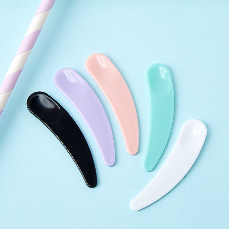 Curved Cosmetic Spatula Makeup Spoon (10 pcs)