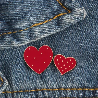 Cute Enamel Heart Brooch Pin (2 pcs) Cute Enamel Heart Brooch Pin (2 pcs)