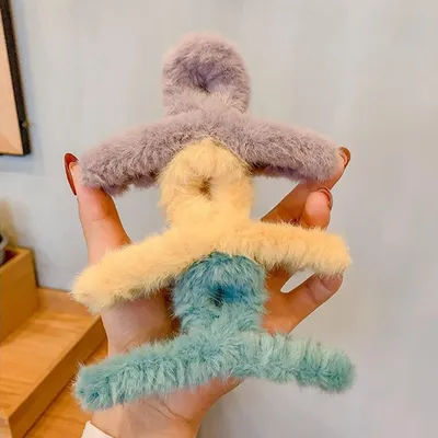 Cute Faux Fur Fluffy Hair Claw